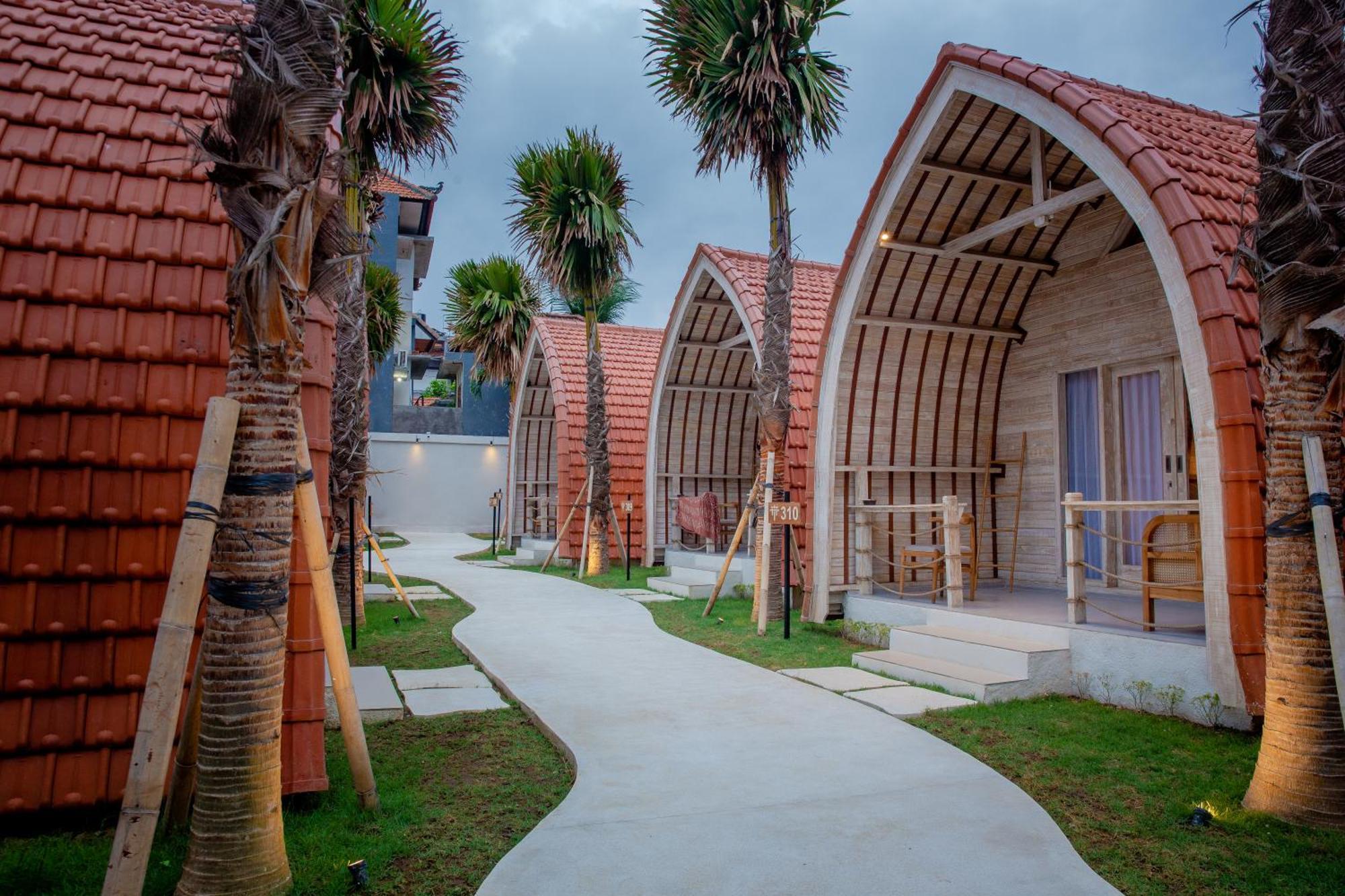 Ratan Uluwatu Hotel And Villas Exterior foto